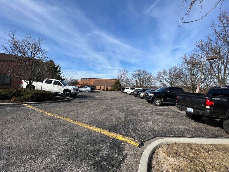 More Photos Of 230-236 Thomas More Pky, Crestview Hills Medical For Lease