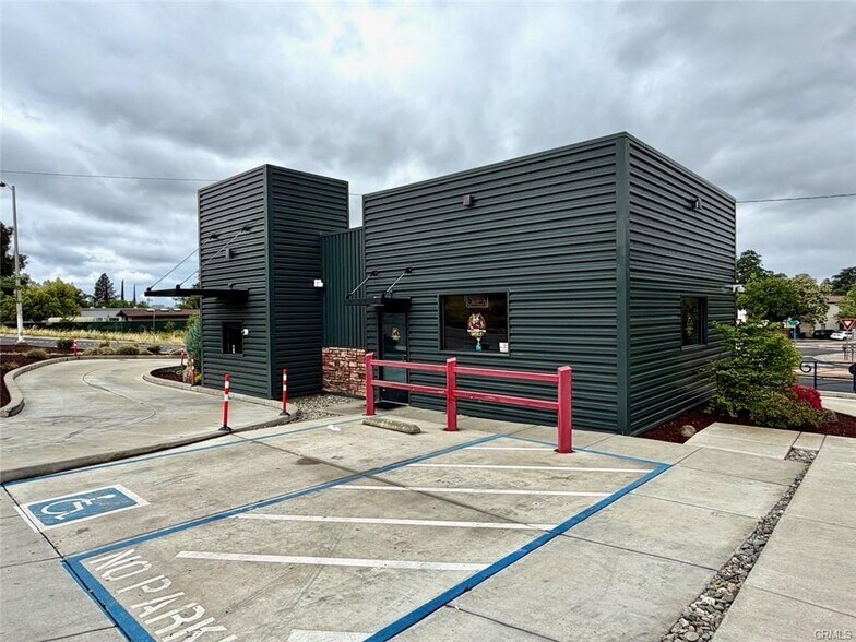 More Photos Of 1355 Washington Ave, Oroville Fast Food For Sale