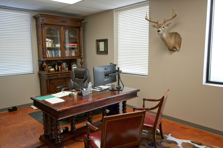 More Photos Of 8717 Humble Westfield Rd, Humble Warehouse For Sale