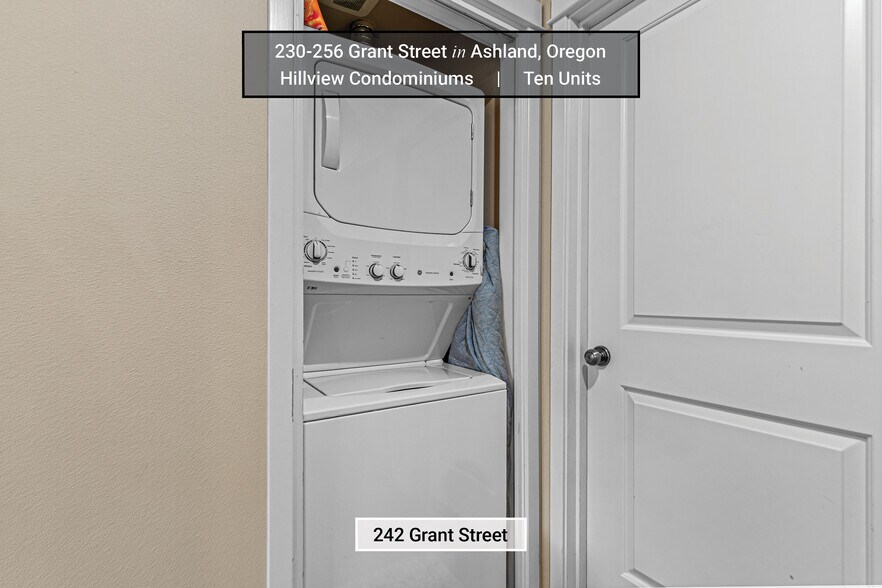 More Photos Of 230 Grant St, Ashland Multifamily For Sale