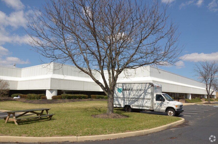 More Photos Of 650 Grove Rd, Paulsboro Warehouse For Lease
