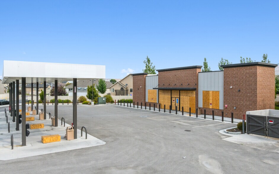 Primary Photo Of 2106 2300 W, Lehi Service Station For Sale
