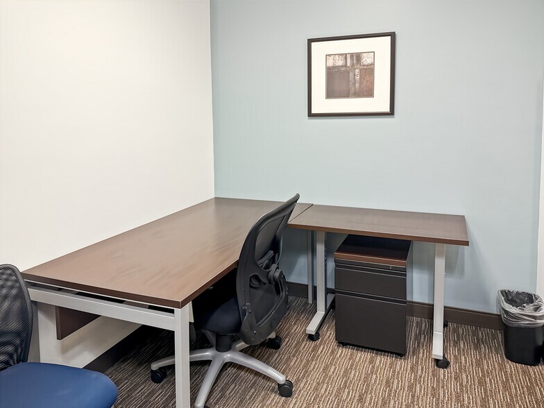 More Photos Of 1309 Beacon St, Brookline Coworking Space
