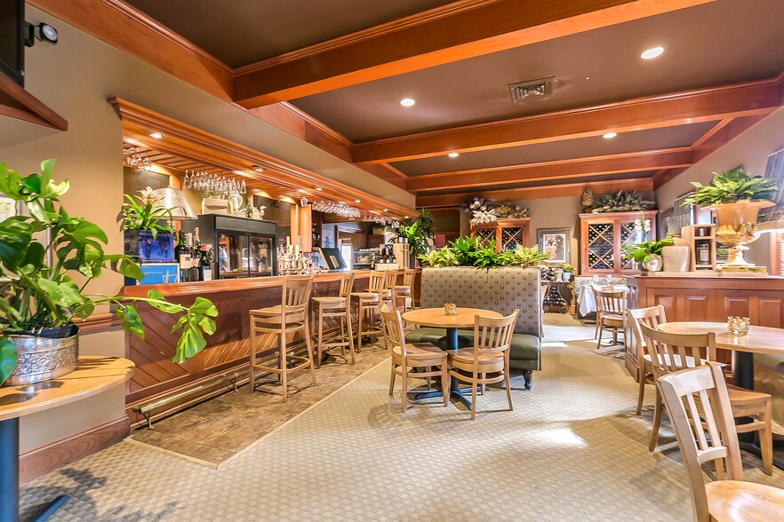 More Photos Of 629 N Highway 190, Covington Restaurant For Sale