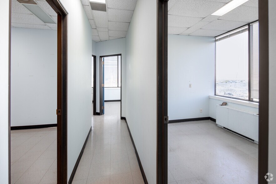 More Photos Of 2115 Finch Av W, Toronto Medical For Lease