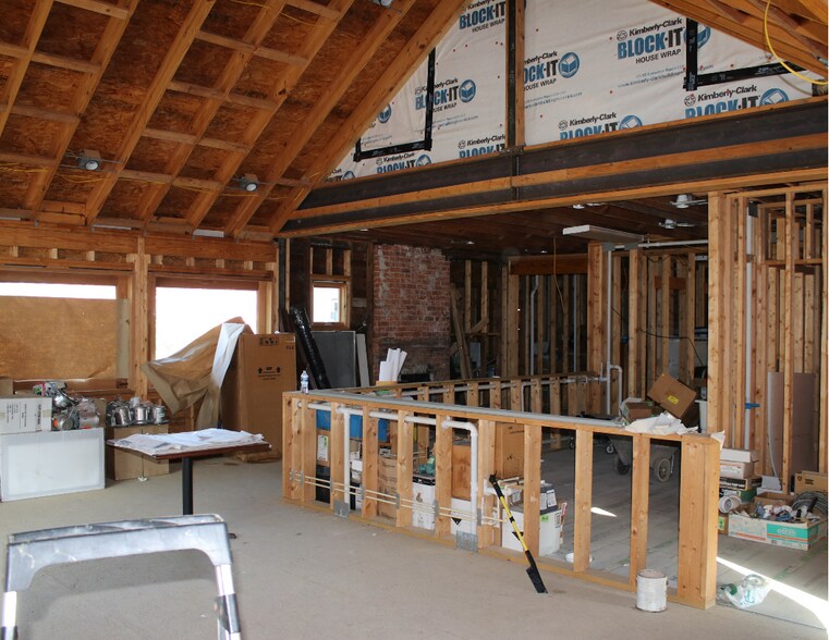 More Photos Of 7840 Camargo Rd, Cincinnati General Retail For Sale