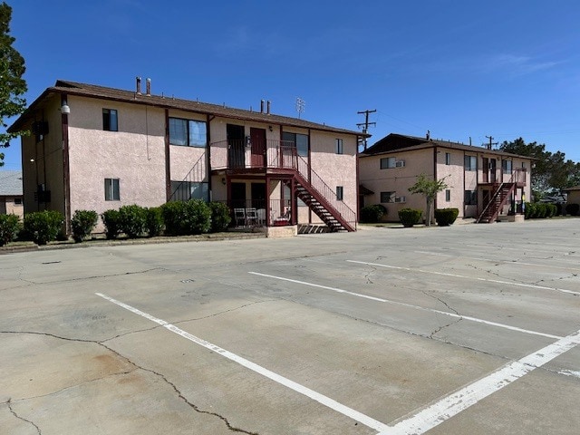 Primary Photo Of 15430 Meyer Rd, Mojave Apartments For Sale