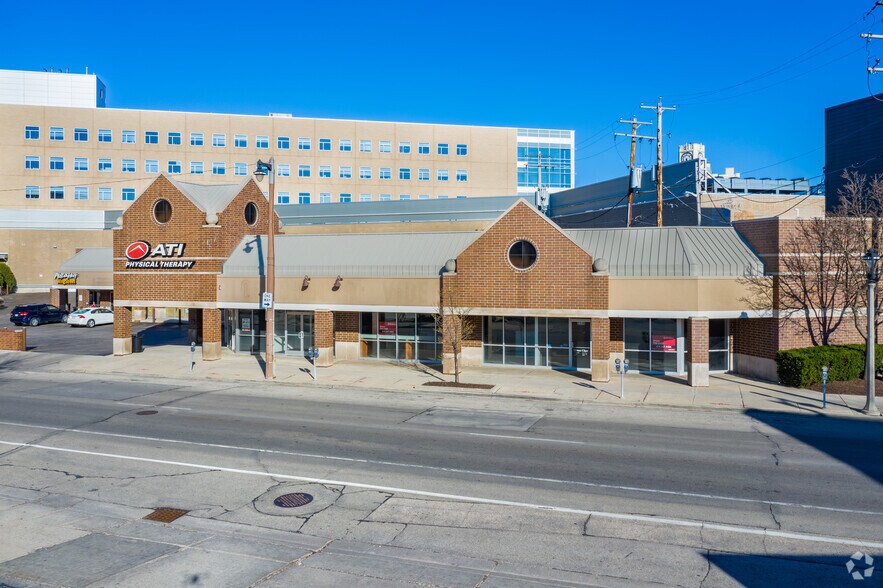 More Photos Of 2326-2342 N Farwell Ave, Milwaukee Freestanding For Lease