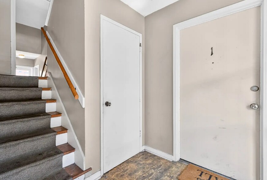 More Photos Of 162 Thierman Ln, Louisville Apartments For Sale