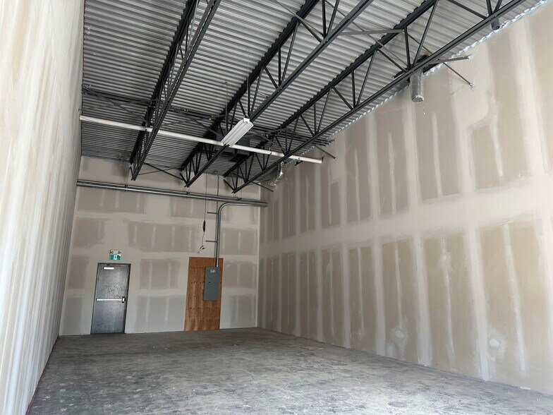 More Photos Of 1115 St Albert Trl, St. Albert Storefront For Sale