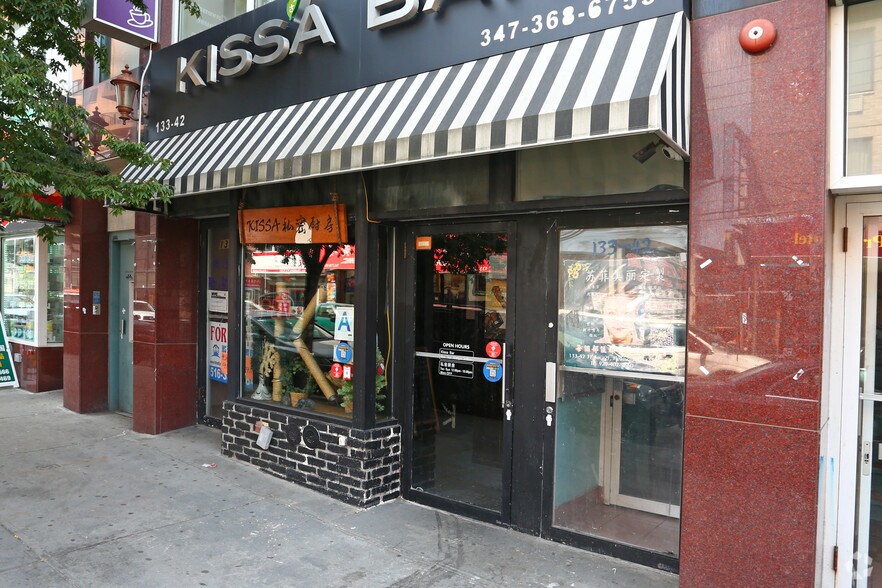 More Photos Of 133-42 37th Ave, Flushing Storefront Retail Office For Lease