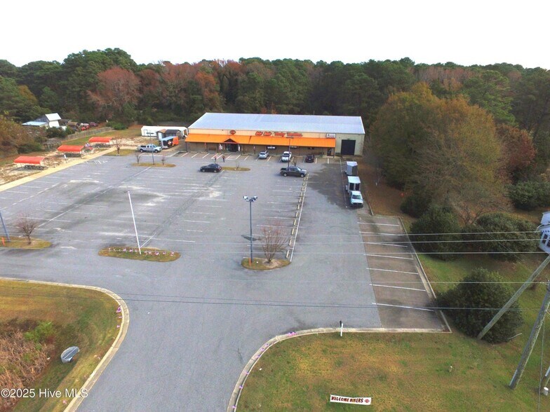 More Photos Of 8739 Caratoke Hwy, Harbinger General Retail For Sale