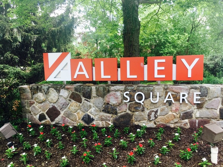 More Photos Of 512 Township Line Rd, Blue Bell Office For Lease