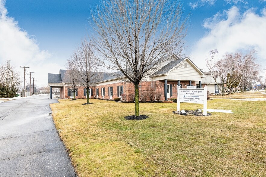 Primary Photo Of 26333 Jefferson Ave, Saint Clair Shores Religious Facility For Lease