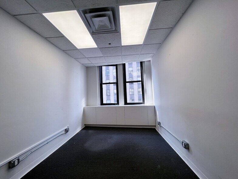 More Photos Of 111 John St, New York Office For Lease