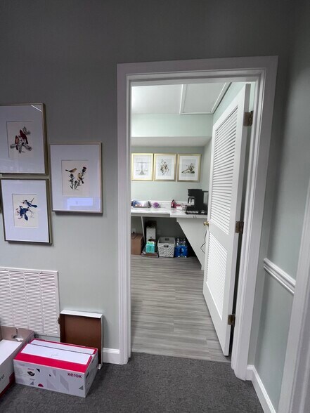 More Photos Of 1500 Richland St, Columbia Office For Lease