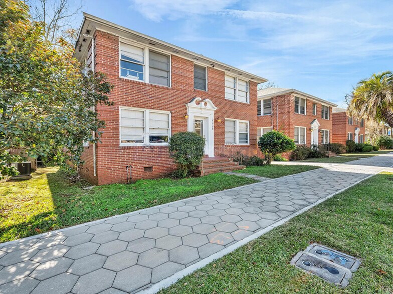 More Photos Of 2338 Oak St, Jacksonville Apartments For Sale