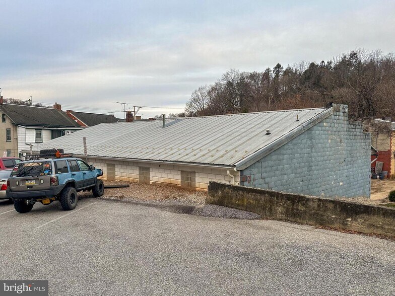 More Photos Of 12 Manchester St, Glen Rock Flex For Sale