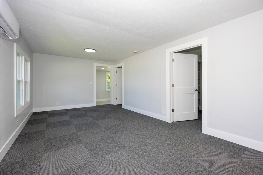 More Photos Of 3287 Dover Rd, Wooster Storefront Retail Office For Lease