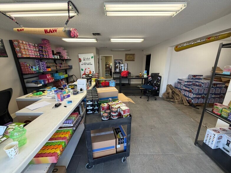 More Photos Of 2601 Lexington St, Kenner Warehouse For Sale