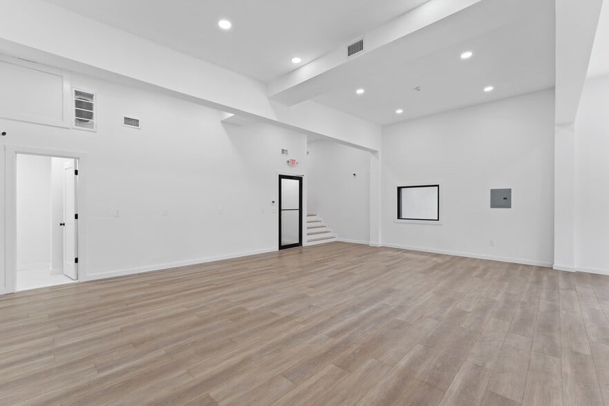 More Photos Of 470 Belleville Tpke, North Arlington Warehouse For Sale