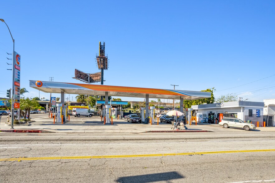 More Photos Of 3915 E Olympic Blvd, Los Angeles Service Station For Sale