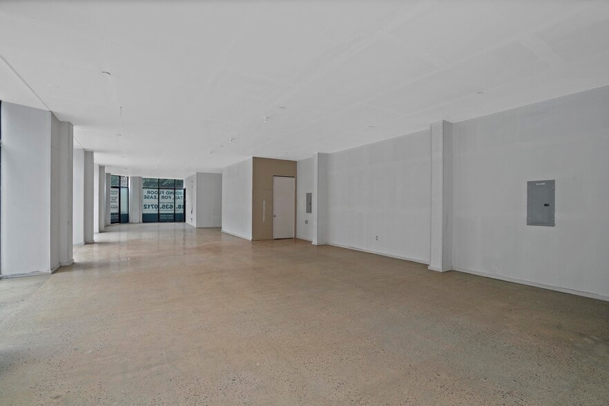 More Photos Of 878 Nostrand Ave, Brooklyn Office For Lease