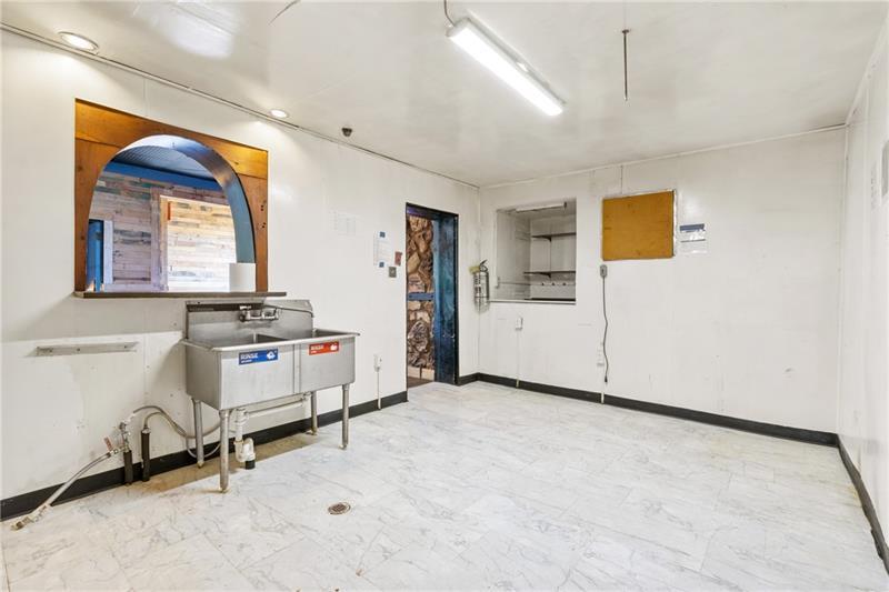 More Photos Of 2222 Freeport Rd, New Kensington General Retail For Sale