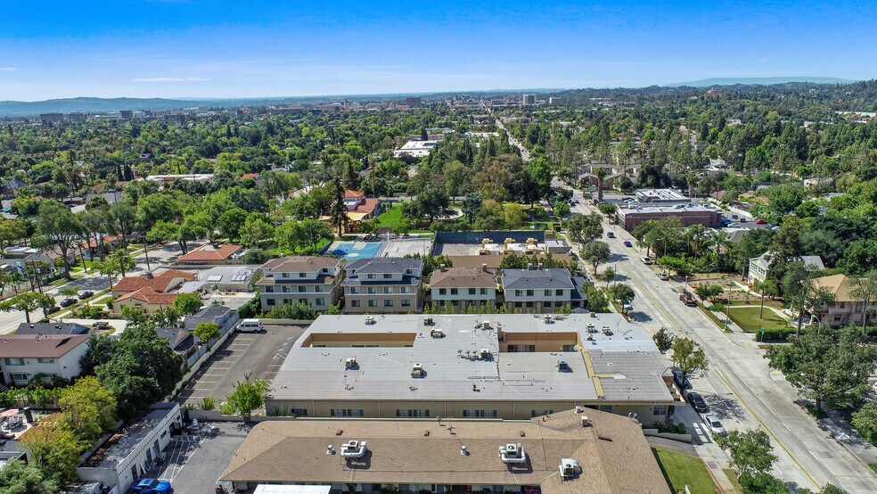 More Photos Of 1450 N Fair Oaks Ave, Pasadena Assisted Living For Sale