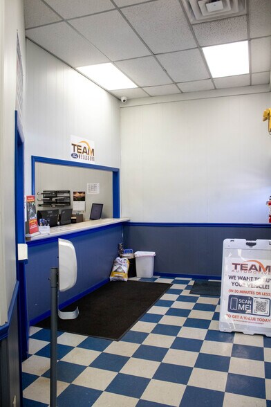 More Photos Of 1625 Commerce St, Wellsburg Auto Dealership For Sale