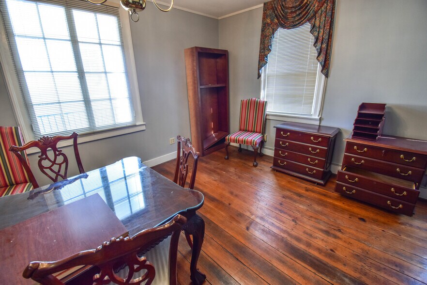 More Photos Of 2606 8th St, Tuscaloosa Office For Sale