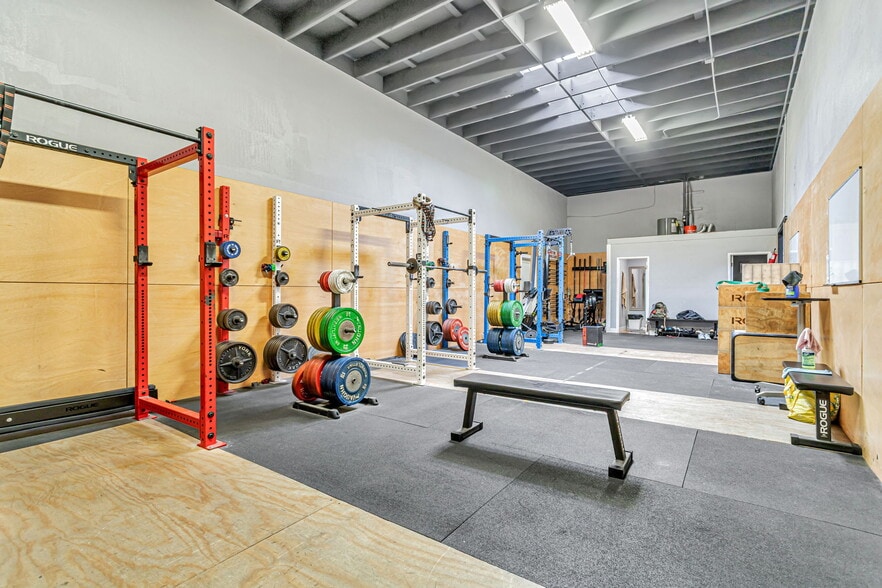 More Photos Of 3065 Carriker Ln, Soquel Warehouse For Sale