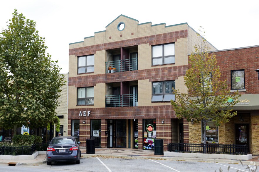 More Photos Of 4714 Main St, Lisle Apartments For Lease