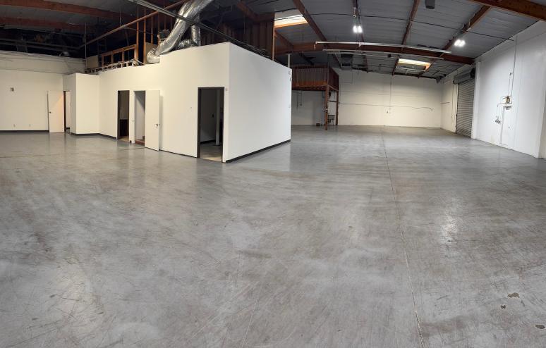 More Photos Of 2128 Auto Park Way, Escondido Manufacturing For Sale