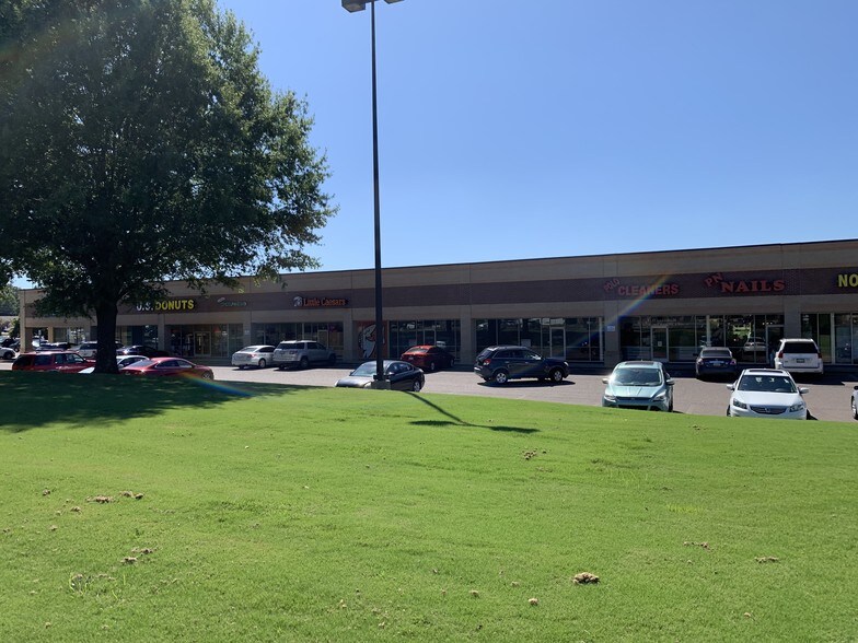 More Photos Of 3189 N Highland Ave, Jackson Storefront For Lease