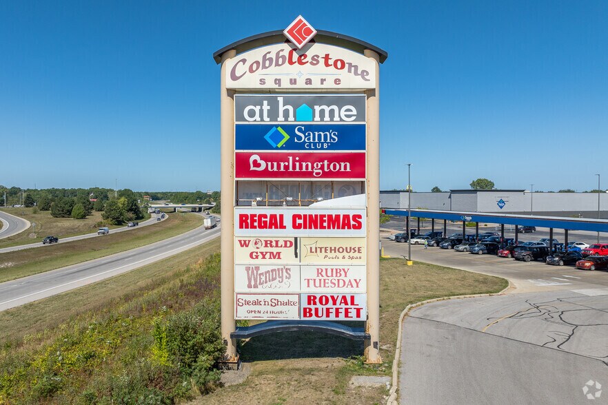 More Photos Of 5244 Cobblestone Rd, Sheffield Village General Retail For Sale