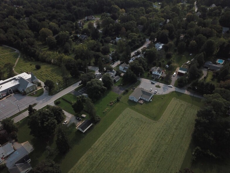 More Photos Of 1401 S Whitford Rd, West Chester Storefront Retail Residential For Sale