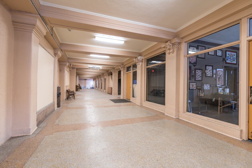 More Photos Of 271-277 State St, Schenectady Apartments For Sale