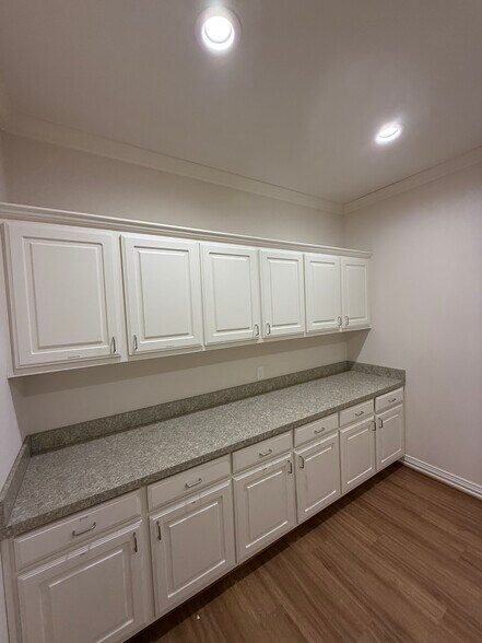 More Photos Of 8668 John Hickman Pkwy, Frisco Medical For Lease