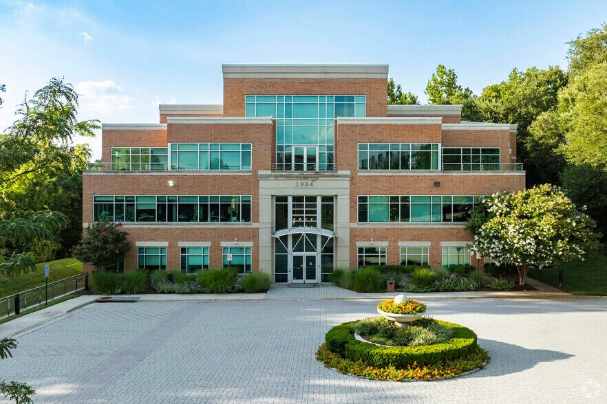 Primary Photo Of 1984 Isaac Newton Sq W, Reston Office For Lease