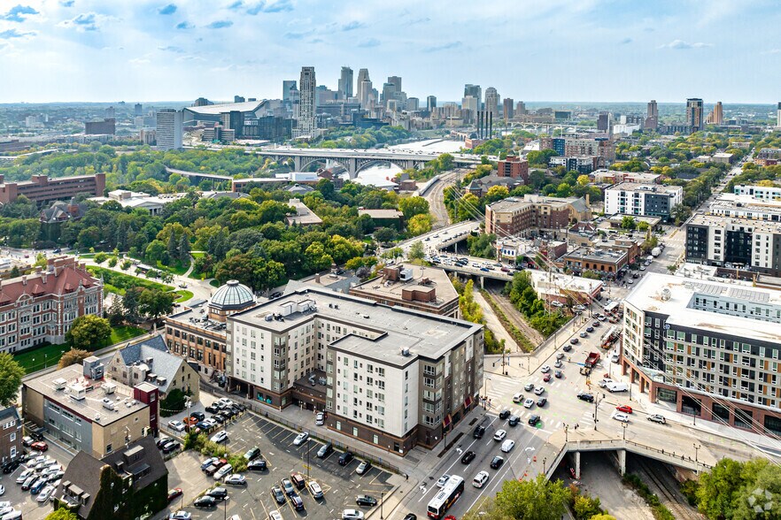More Photos Of 310-330 15th Ave SE, Minneapolis Apartments For Lease