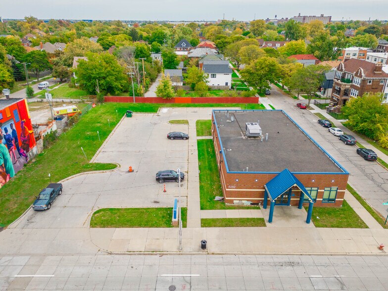 More Photos Of 8282 Woodward Ave, Detroit Medical For Sale