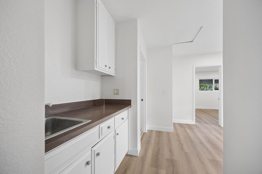 More Photos Of 1457 E Chapman Ave, Fullerton Office For Sale