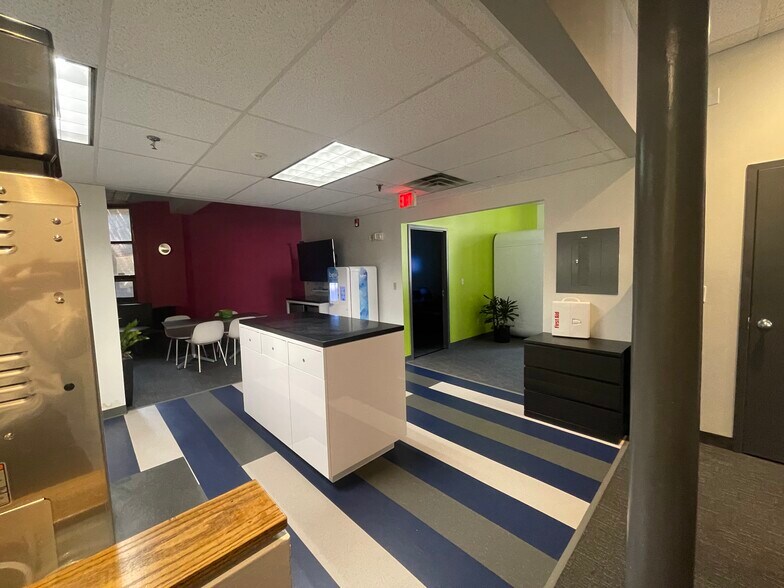 More Photos Of 360-366 Summer St, Somerville Loft Creative Space For Lease