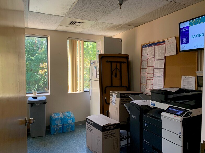More Photos Of 1150 Reservoir Ave, Cranston Medical For Sale
