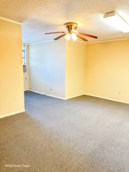 More Photos Of 6910 Bellaire Blvd, Houston Medical For Sale