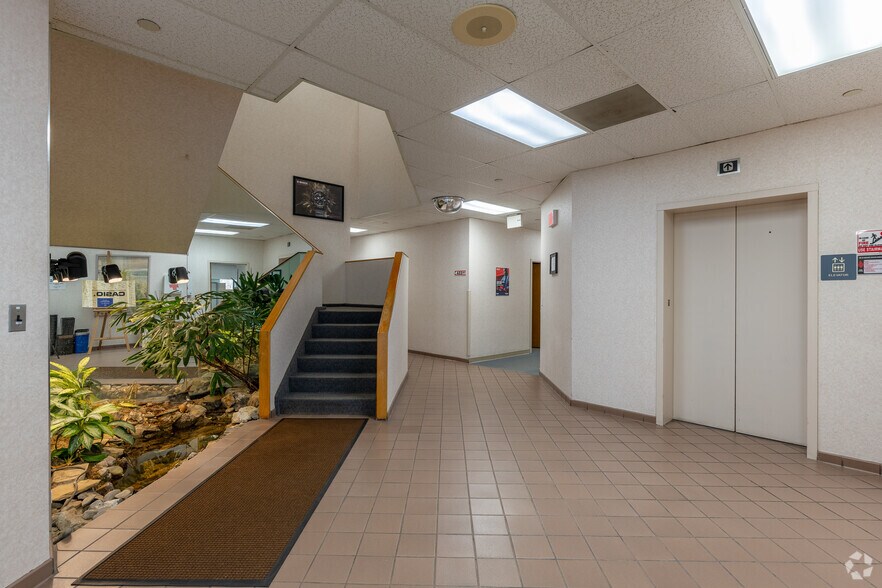 More Photos Of 570 Mount Pleasant Ave, Dover Warehouse For Lease