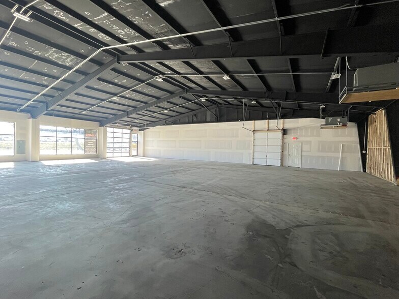 More Photos Of 331 Kentucky St, Bowling Green Warehouse For Lease