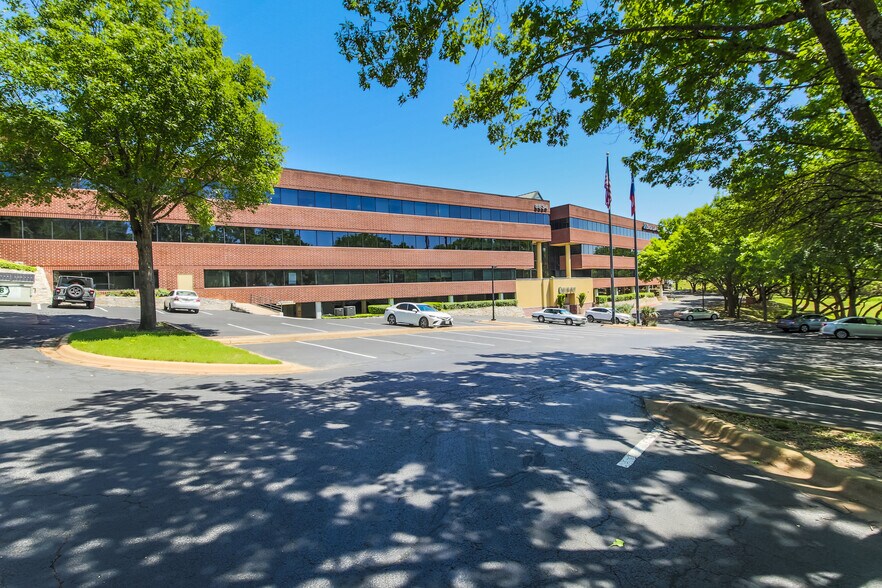 More Photos Of 8834 N Capital of Texas Hwy, Austin Office For Lease
