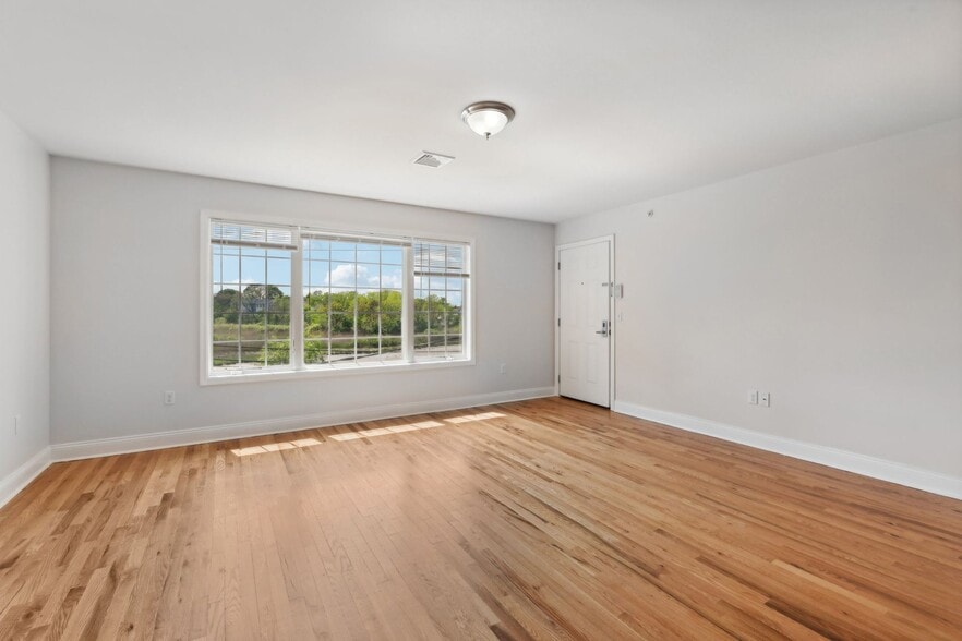 More Photos Of 45 Beers St, Keyport Apartments For Sale